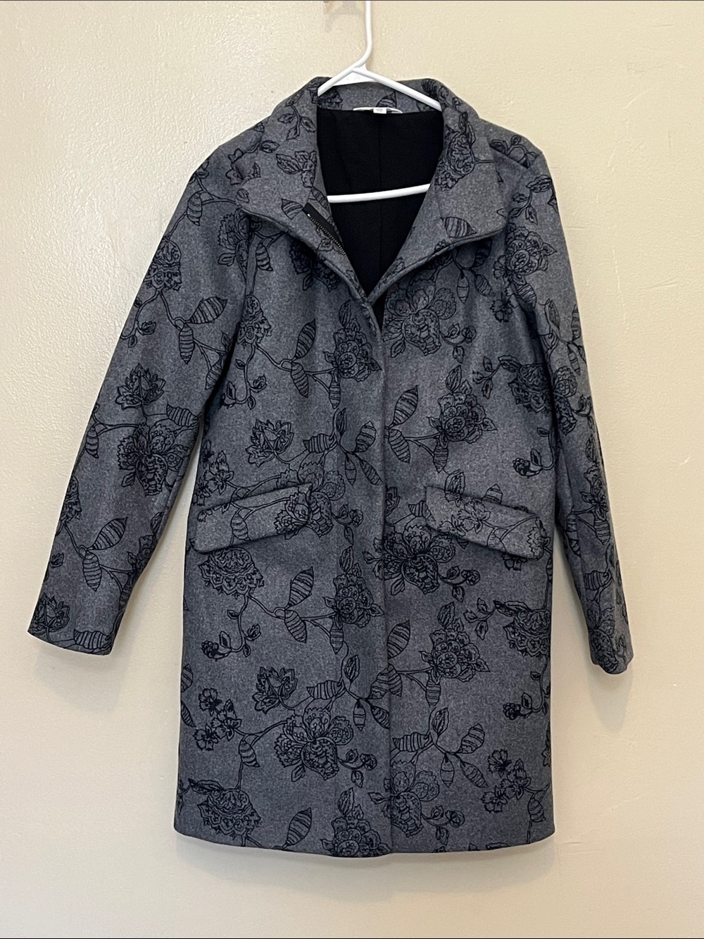 Time and Tru Women's Gray Floral Wool-Blend Trench Coat